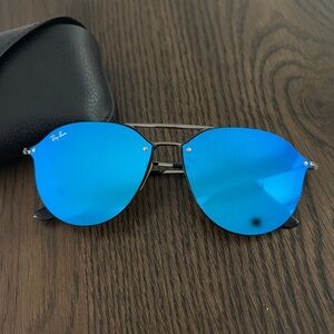 Ray-Ban Mirror Blue Sunglasses